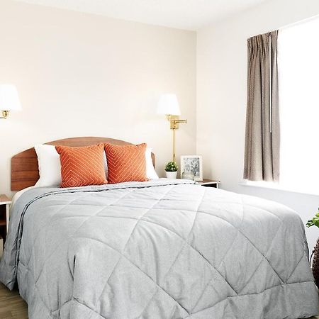 Intown Suites Extended Stay Houston Tx - Iah Airport Exterior foto
